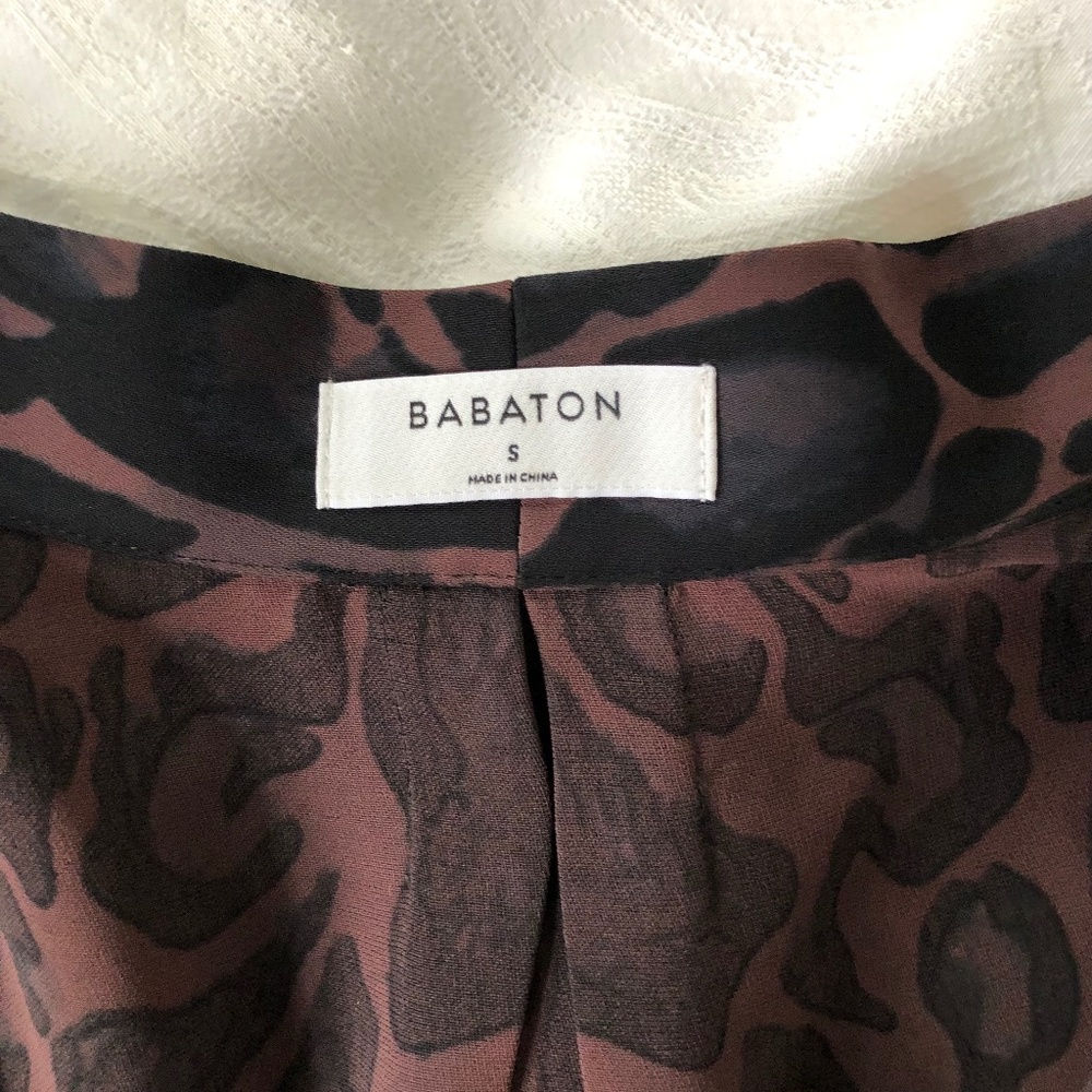 BABATON blouse Size small Animal print